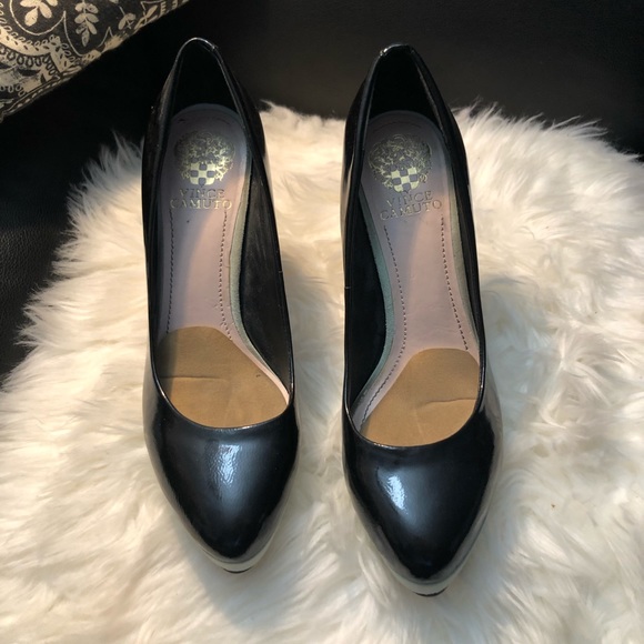 Vince Camuto Shoes - VINCE CAMUTO PATENT HEELS